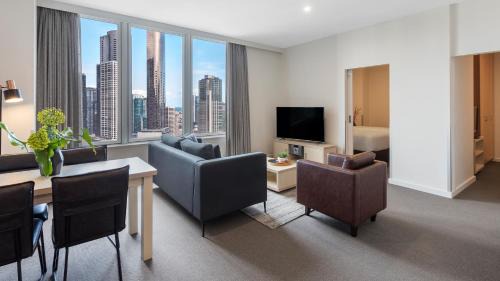 Melbourne Central Business District Apartment | Oaks Melbourne on Market Hotel