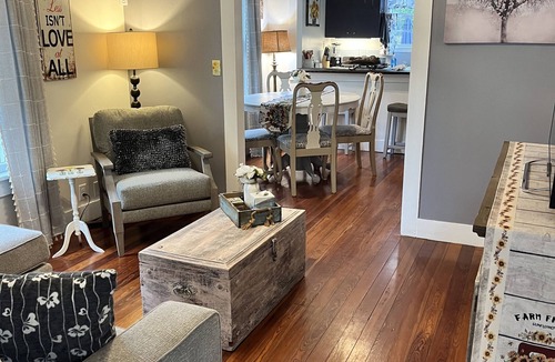 Mount Dora Cottage | Oaktree Cottage in Mount Dora Historic District.