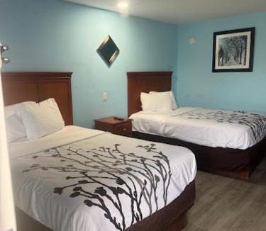 Irvine Hotel | Oaktree Inn