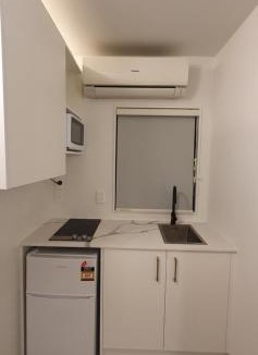 Epsom Hotel | OakTree Motel