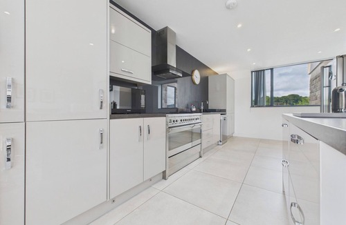 Tansley Cottage | Oakwood House