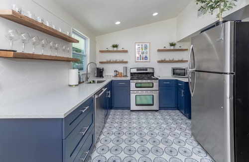 Sarasota House | Oar'asis: A Mid-century Modern Cottage