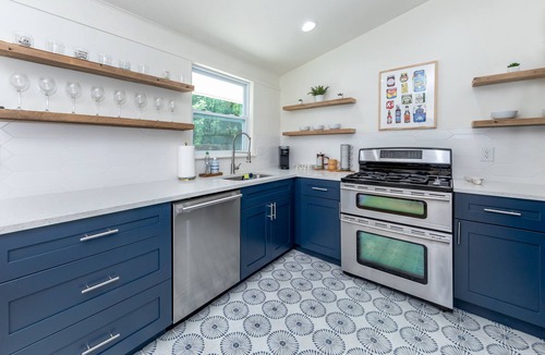 Sarasota House | Oar'asis: A Mid-century Modern Cottage