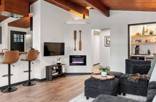 Bonney Lake Cottage | Oar & Evergreen: Forest Views + Private Dock