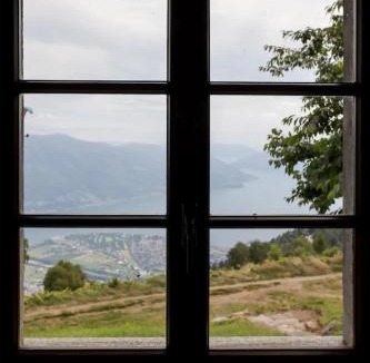Avegno Ski Chalet | Oasi di pace vista lago-Cardada-Locarno
