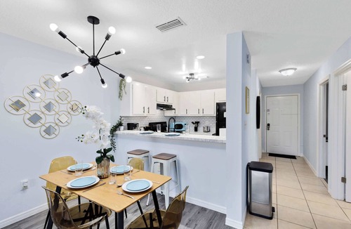 Titusville Apartment | Oasis #316 - Palm Paradise