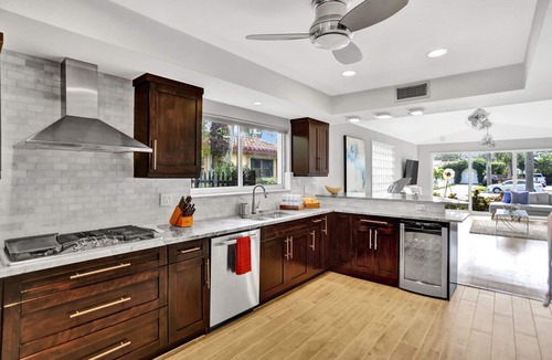 Hollywood Lakes House | Oasis 5 Bed, 3 Bath Pool Home Minutes to the Beach