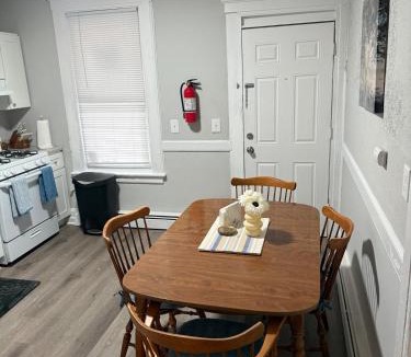 Paterson House | Oasis Apartment 10 guest