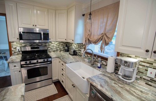 Howland Corners House | Oasis at Avalon Lakes - Hot Tub - Gas Fire Pit - Outdoor livingroom w/gas fire
