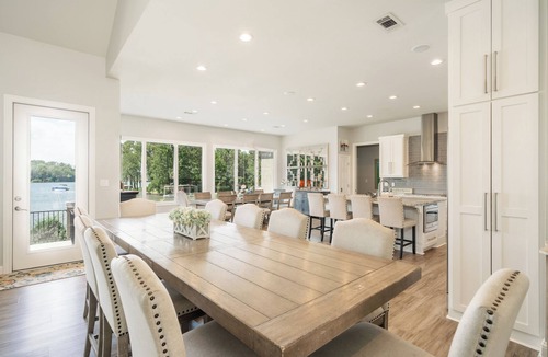 Hot Springs House | Oasis @ Bayshore - Lakefront Luxury 6BR w Stunning Views, Private Pool, Hot Tub