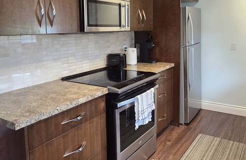 Wasaga Beach Hotel | Oasis by the Bay Vacation Suites