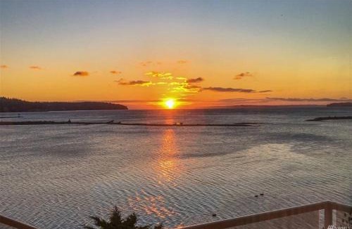Port Hadlock House | Oasis By The Sea