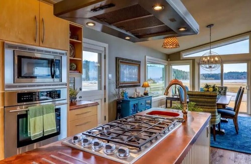 Port Hadlock House | Oasis By The Sea