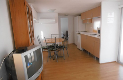 Rugat RV Rental | Oasis Country Park - Campground