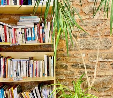 Chartrier-Ferriere House | Oasis des Ages