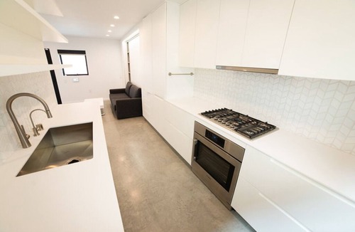Venice Apartment | Oasis Half a Block from the Beach