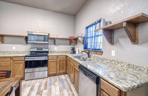 Concan Cabin | Oasis Home #1 on the Frio