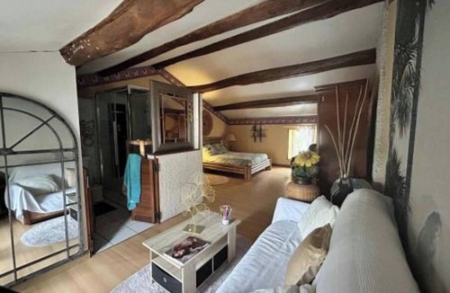 La Greve-sur-Mignon House | Oasis House