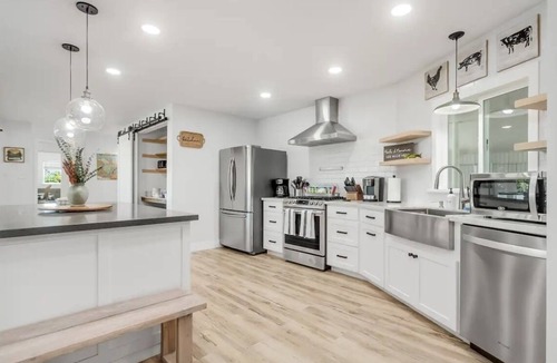 Clovis House | Oasis in ❤️ of Clovis with Pool