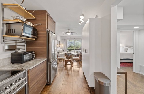 Allandale Condo | Oasis in West Austin: Luxury 1 Bedroom