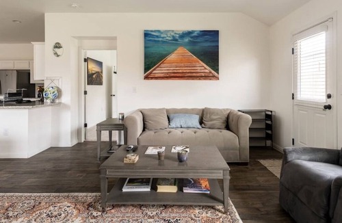 McNeil House | Oasis Inspired Home w/backyard patio 20 minutes from Downtown Austin!