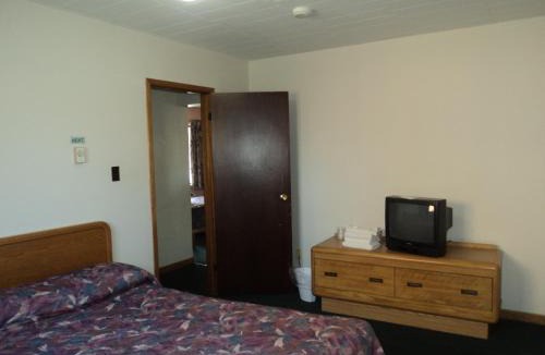Niagara Falls Hotel | Oasis Motel by The Falls