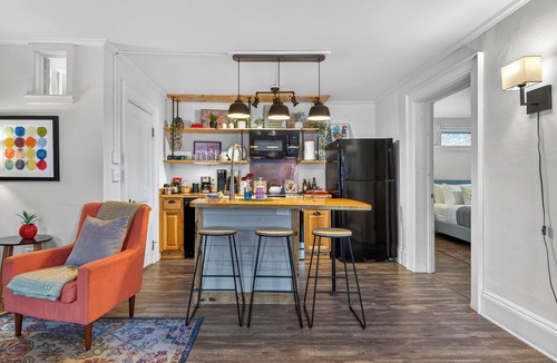 Old North End Apartment | Oasis near Church Street