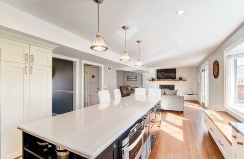 Prospect Heights House | Oasis Near the City - Lakefront Home on a Quiet Cul-de-sac
