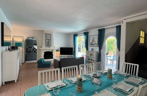 La Baule-Escoublac House | Oasis of serenity with swimming pool