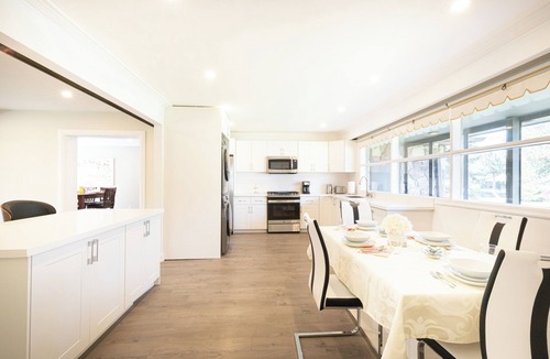 Newtonbrook House | Oasis on a Ravine Forest with Yoga Room located on Bayview & Sheppard