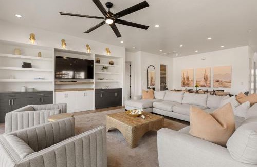 Washington House | Oasis on the 8th home