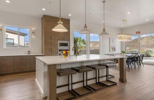 Washington House | Oasis on the 8th home
