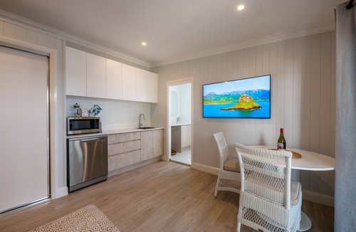 Manly House | Oasis on the Esplanade