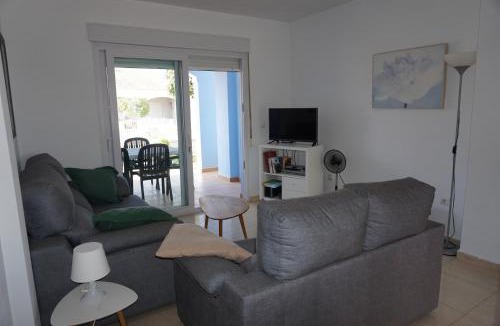 Vergel House | Oasis Park Maria