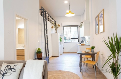 Algoros Apartment | Oasis Urbano Elche - Terrace and Palm Grove Views
