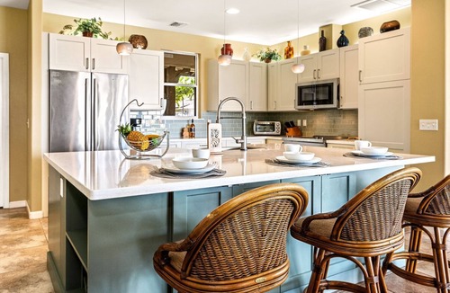 Kailua-Kona House | 🏖️Oasis with Ocean Views | Private Pool | Gated Community