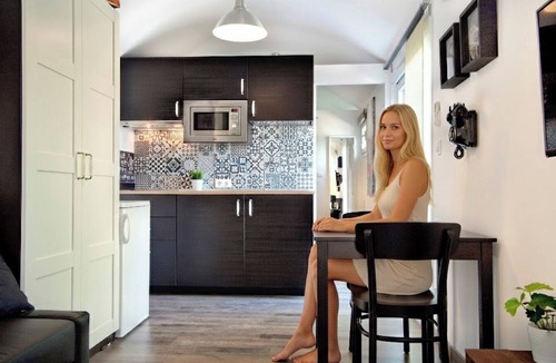 Guadalupe Cottage | ‘OasisTrain 003’ Apartment with a swimming pool