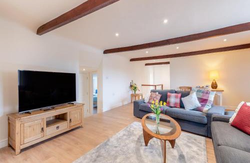 Preston House | Oast View - Uk43088