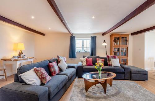 Preston House | Oast View - Uk43088