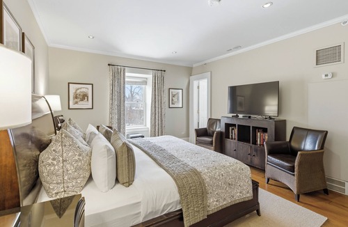 Old Town Historic District Hotel | Oban Inn