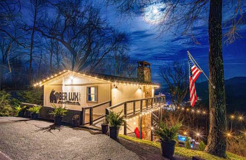 Chalet Village Ski Chalet | Ober Lux Chalet
