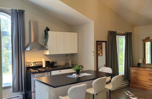Val David Bed & Breakfast | Oberge Inn hotel - Nature, rivière, village