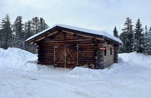 Saint-Simeon Cabin | ÖBois Charlevoix: The Forgerie