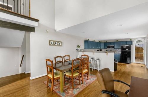 Crestline Heights House | Observatory Drive Terrace House