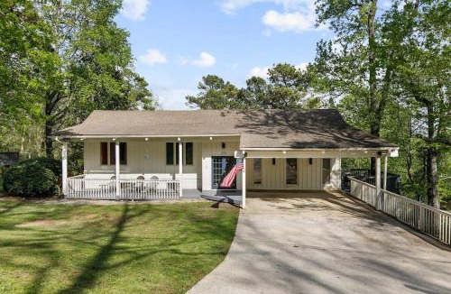 Crestline Heights House | Observatory Drive Terrace House