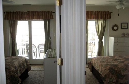 Gold Coast Apartment | OC2543 Central Ave-2nd-Floor