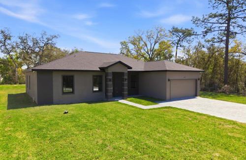 Ocala House | Ocala Modern Living near I-75 and Downtown Ocala