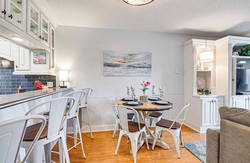 Long Bay Estates Condo | Ocean Access & Balcony: Surfside Beach Condo