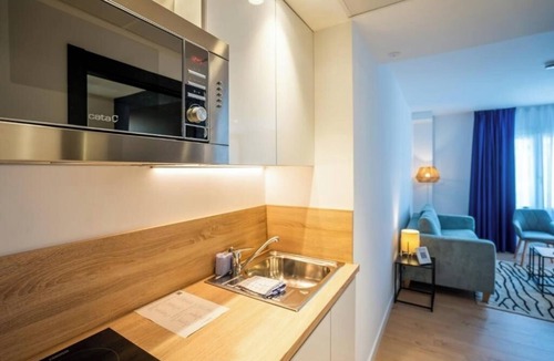 Gros Apartment | Ocean Breeze Gros Two Apartment near San Sebastián’s Surfing Beach
