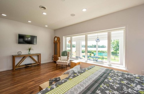 Musquodoboit Harbour House | Ocean Bay View Luxury Guesthouse